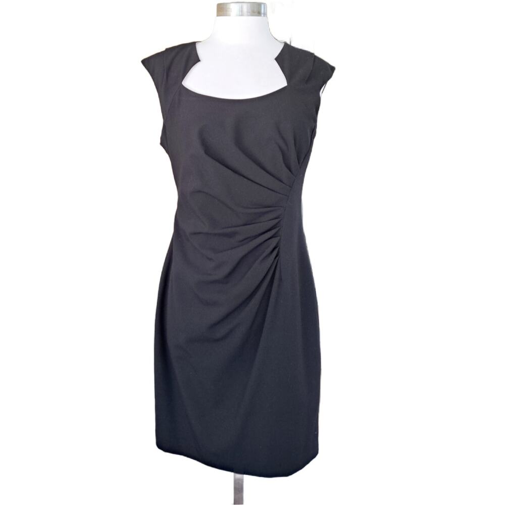 Calvin Klein Cap Sleeve Scoop Neck Ruched Black Sheath Dress Size 10 - Picture 2 of 12